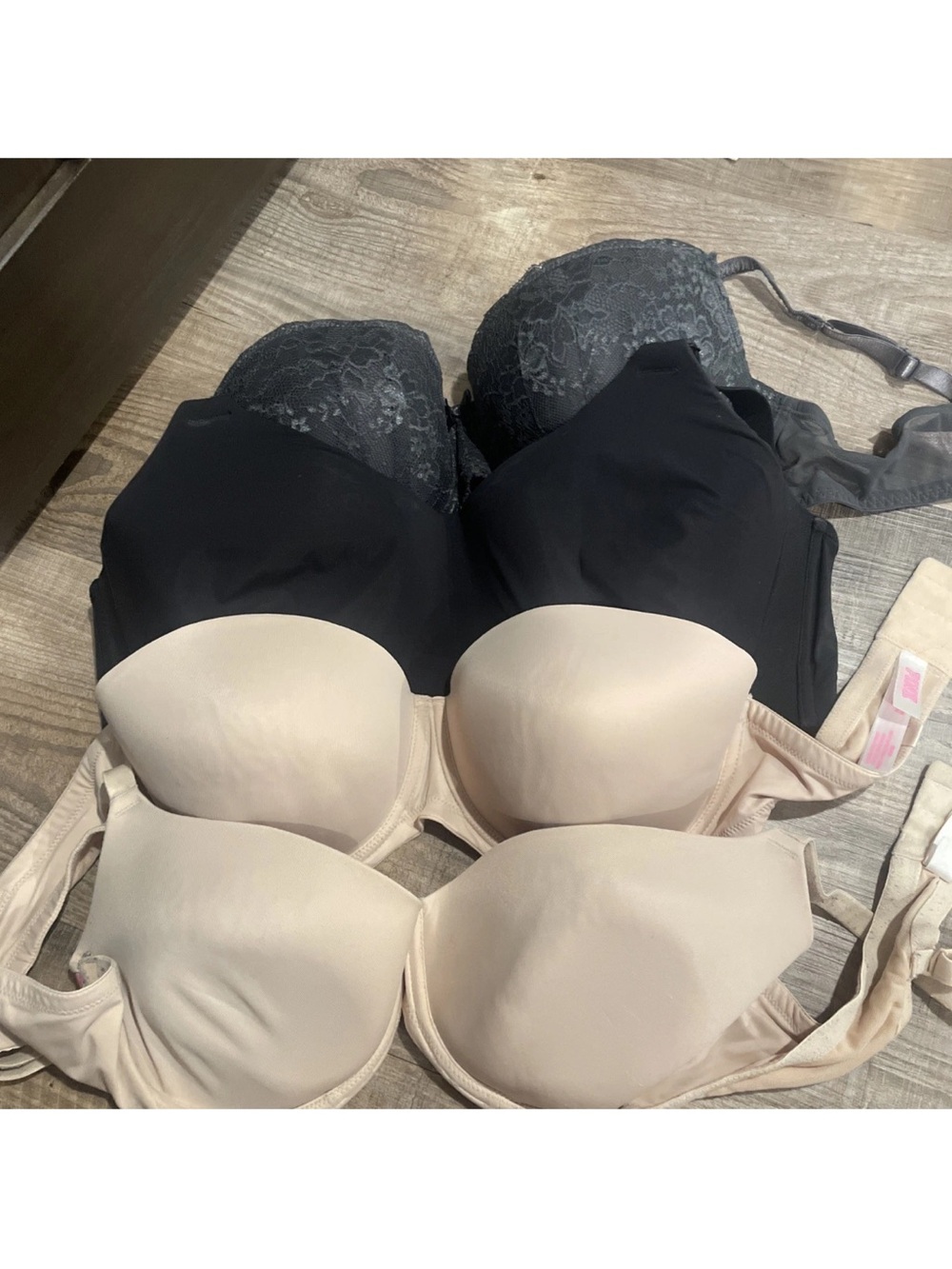 Four Candie's, Pink and Avia Mixed Black and Nude Strapless & Lace T-Shirt Bras